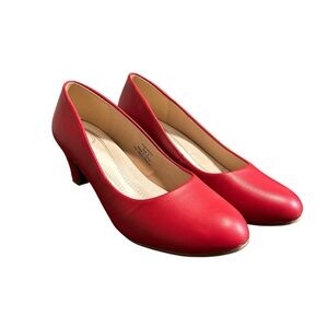 Journee Collection Red Heeled Pumps size 8